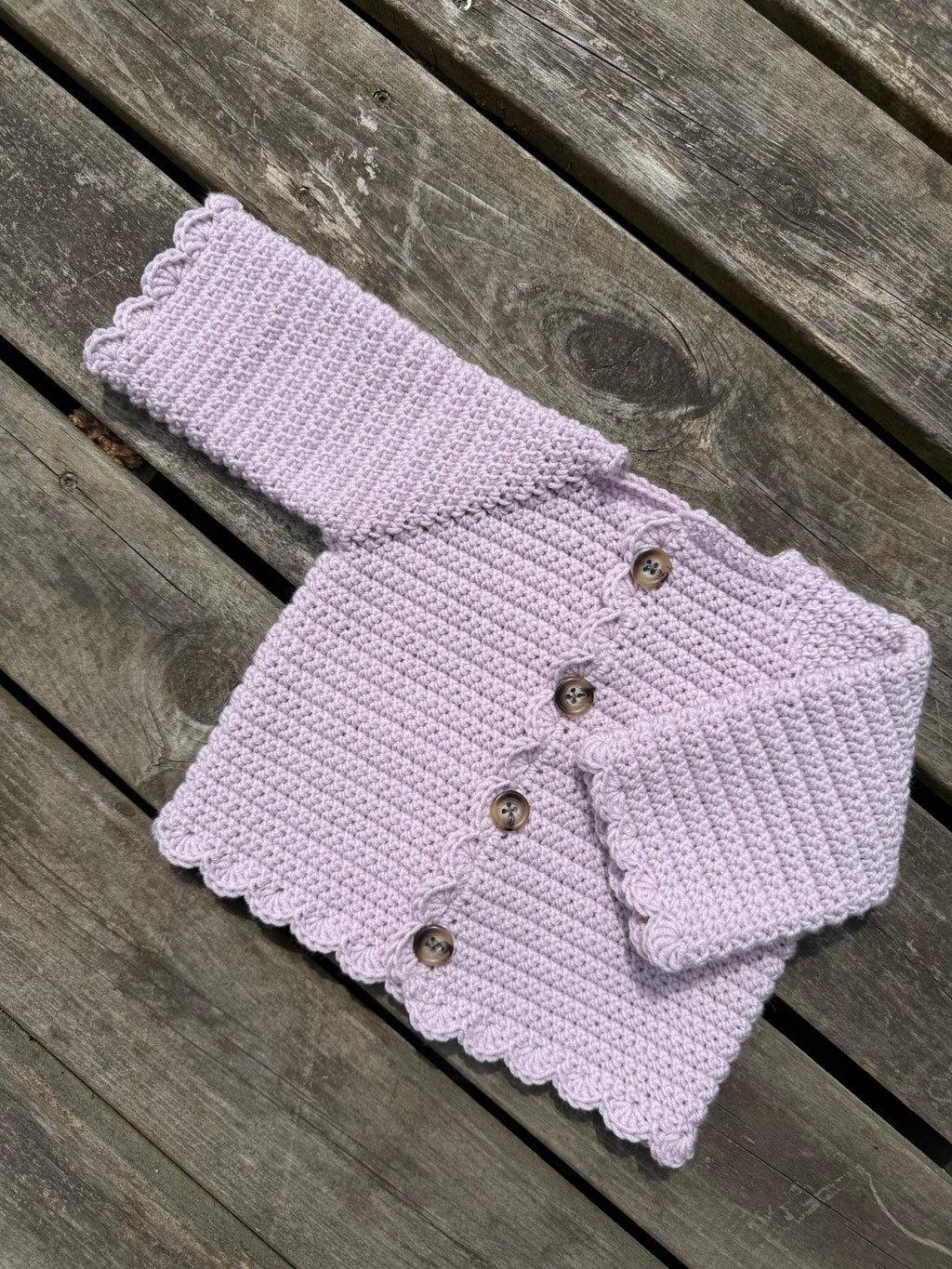 Baby cardigan #1 - Hækleopskrift